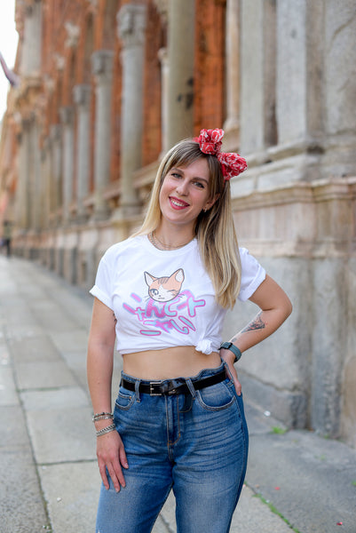 Kawaii T-shirt Colore Nero "Nyantekoto nyai"  90s anime Cat graphic +  Alfabeto giapponese - GIAPPOP 